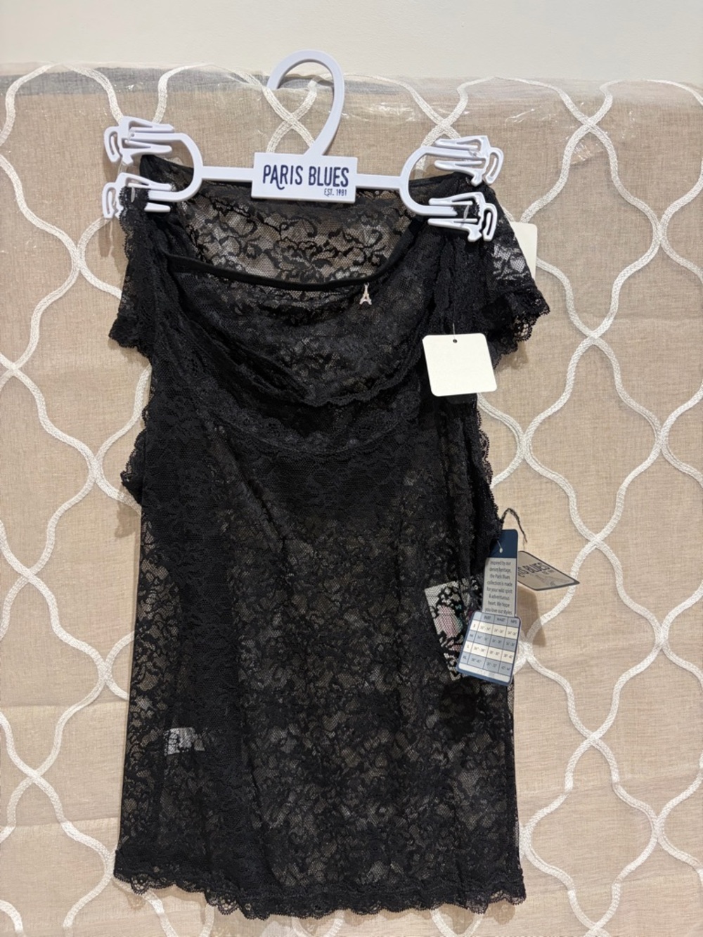 Paris Blues Black Lace Short Sleeve Top